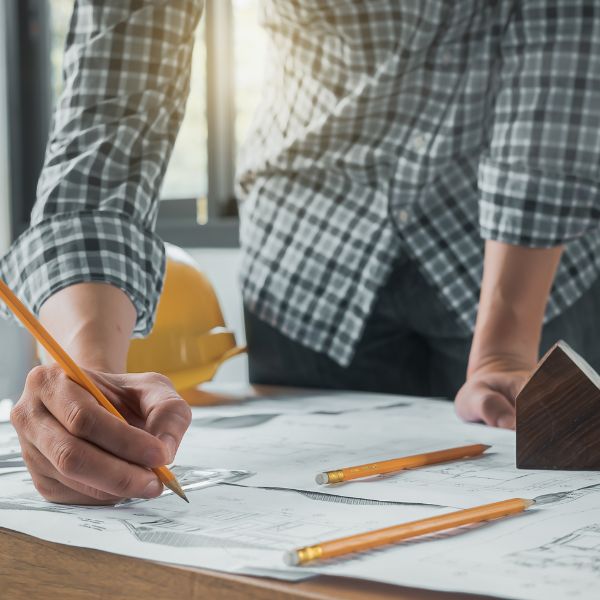 Proyectos, estudios e informes de obra civil